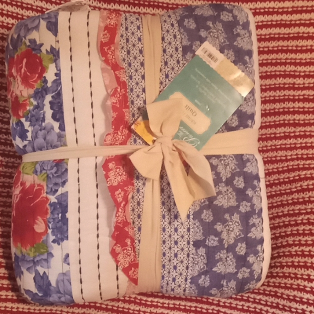 Pioneer woman quilt